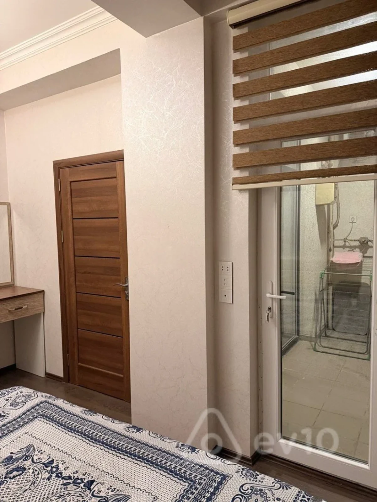 Kirayə verilir 2 otaqlı yeni tikili 65 m²