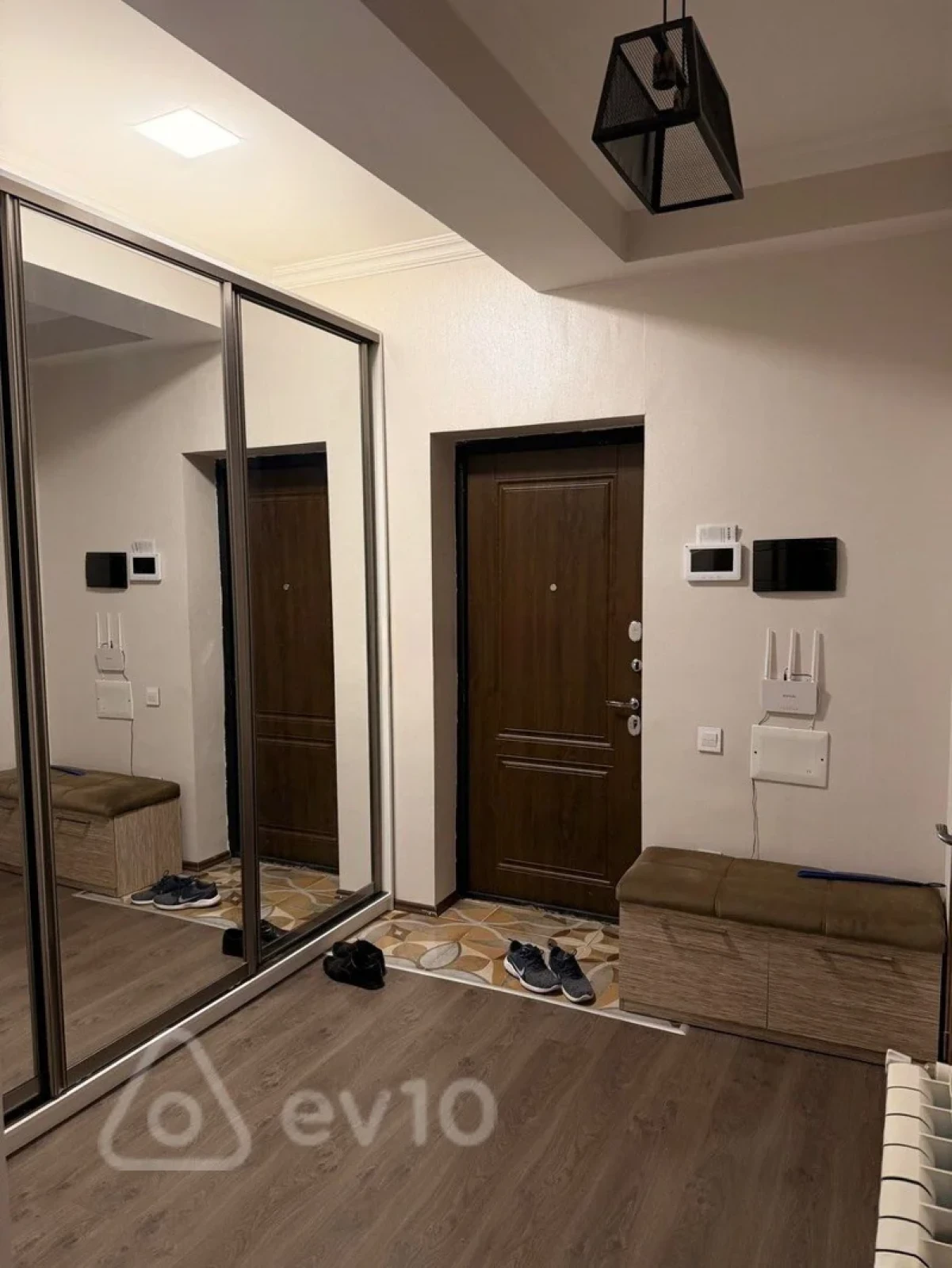 Kirayə verilir 2 otaqlı yeni tikili 65 m²