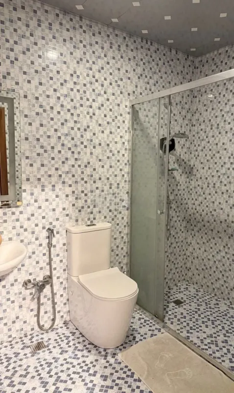 Kirayə verilir 2 otaqlı yeni tikili 65 m²