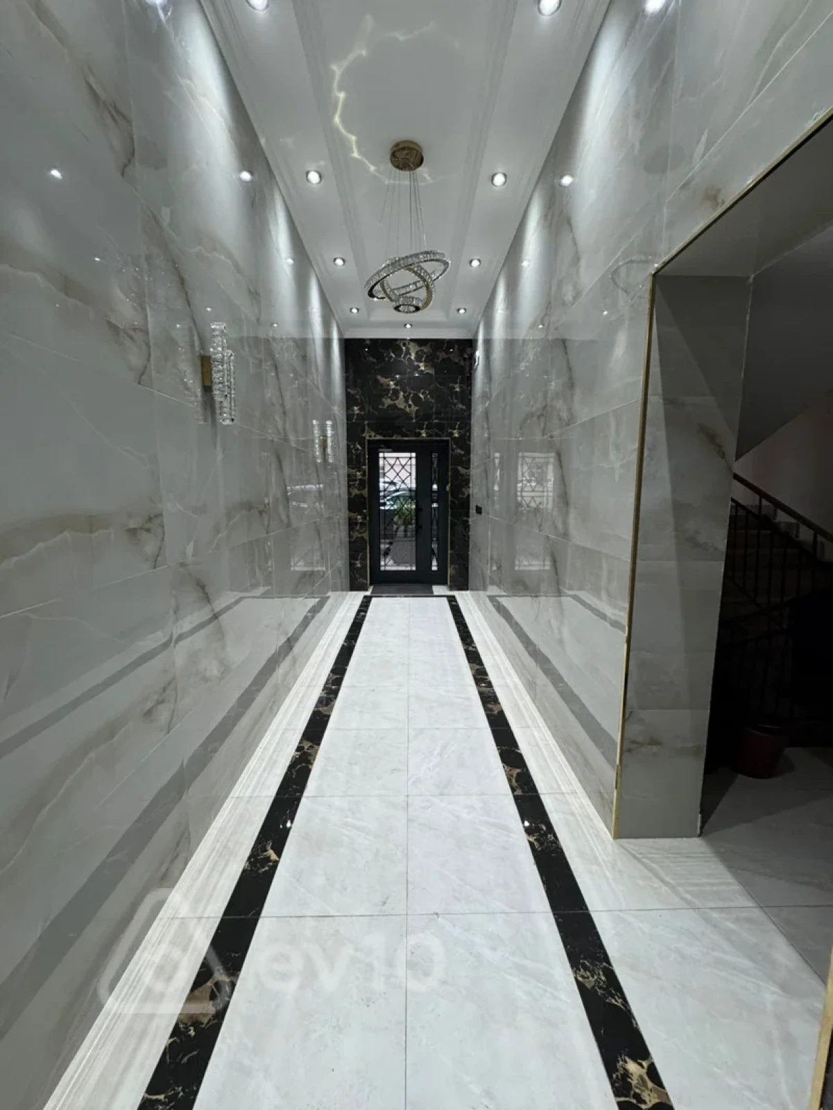 Satılır 4 otaqlı yeni tikili 186 m²