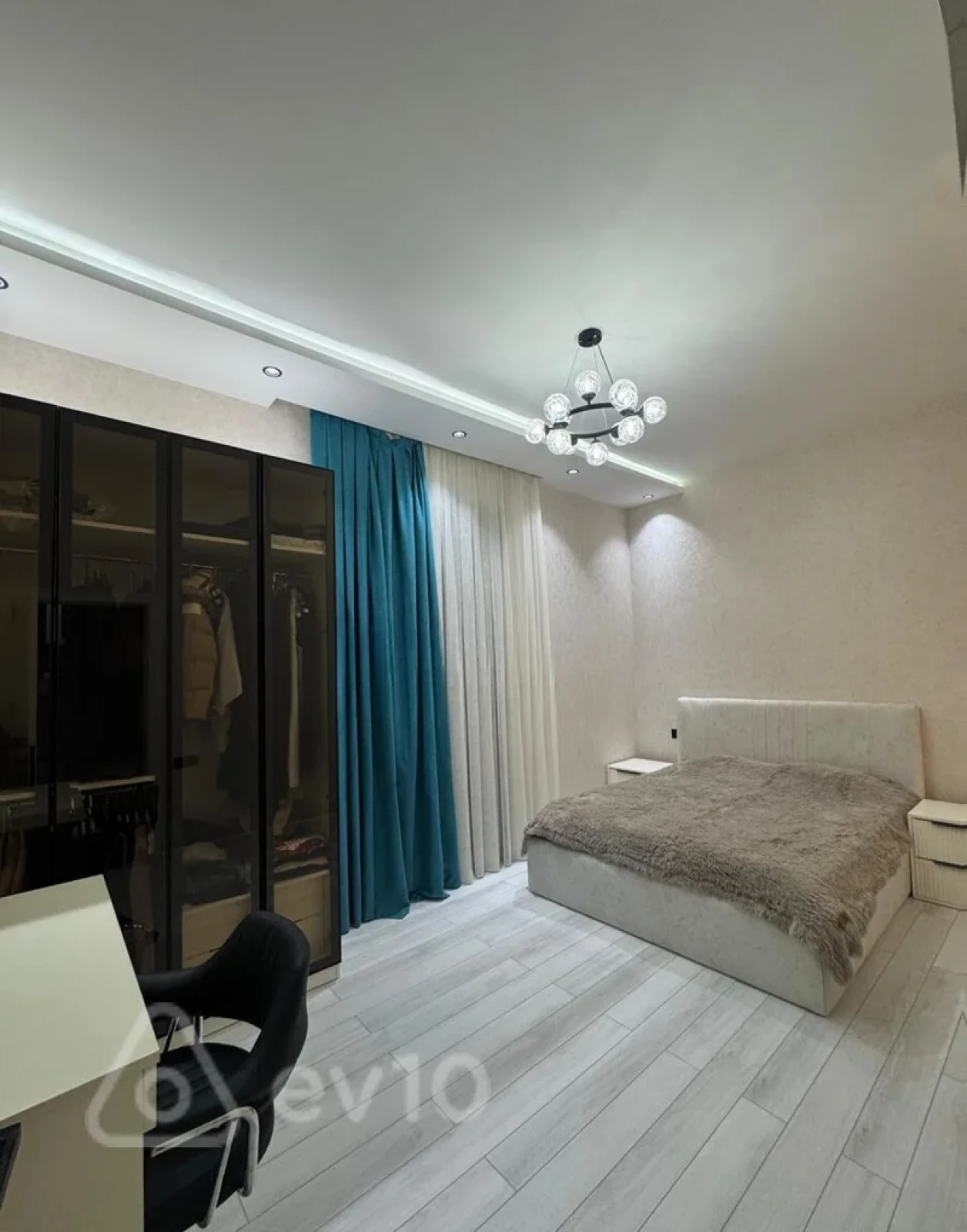 Satılır 4 otaqlı həyət evi 160 m²