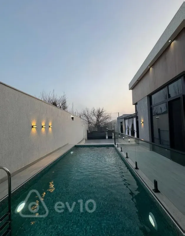 Satılır 4 otaqlı həyət evi 160 m²