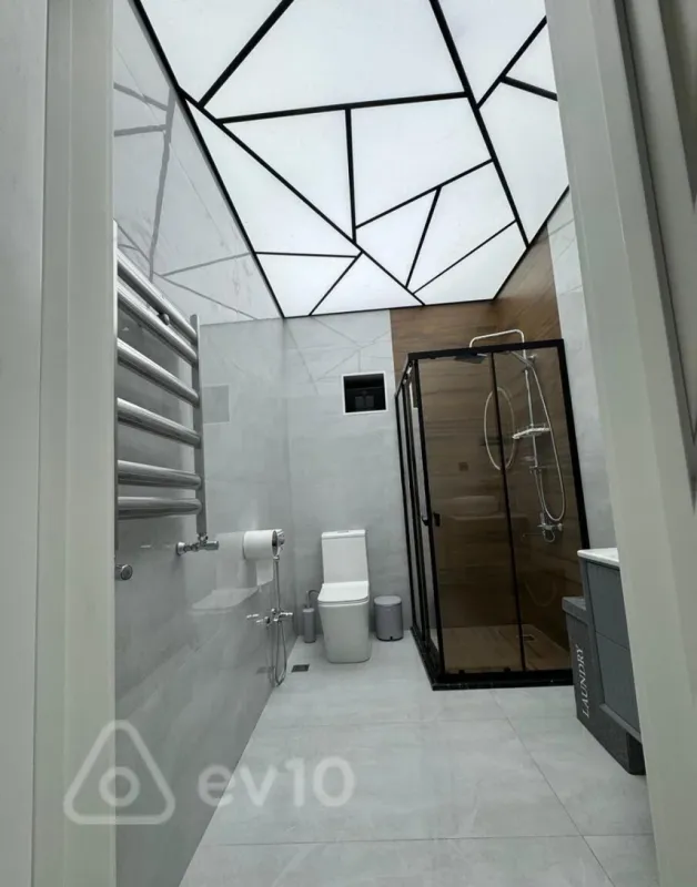 Satılır 4 otaqlı həyət evi 160 m²