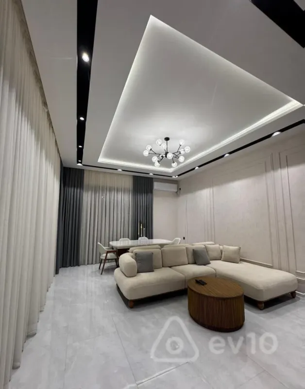 Satılır 4 otaqlı həyət evi 160 m²
