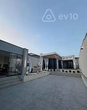 Satılır 4 otaqlı həyət evi 160 m²