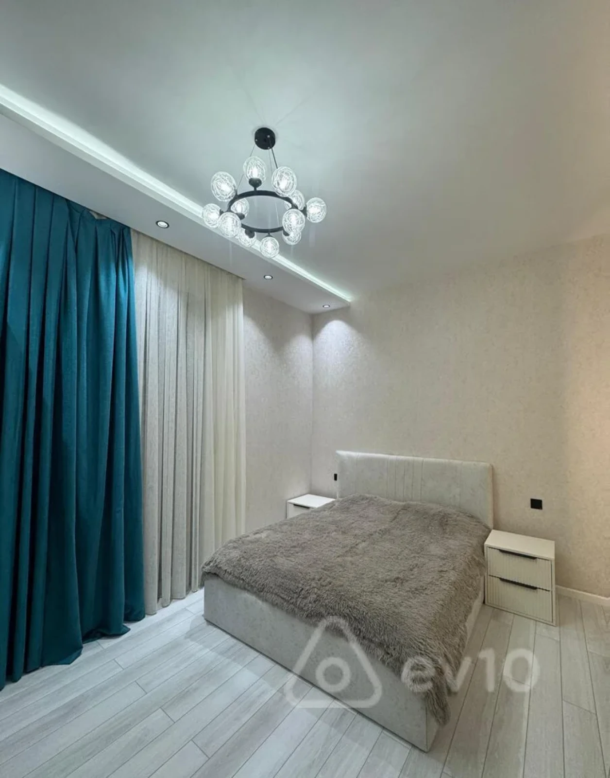 Satılır 4 otaqlı həyət evi 160 m²