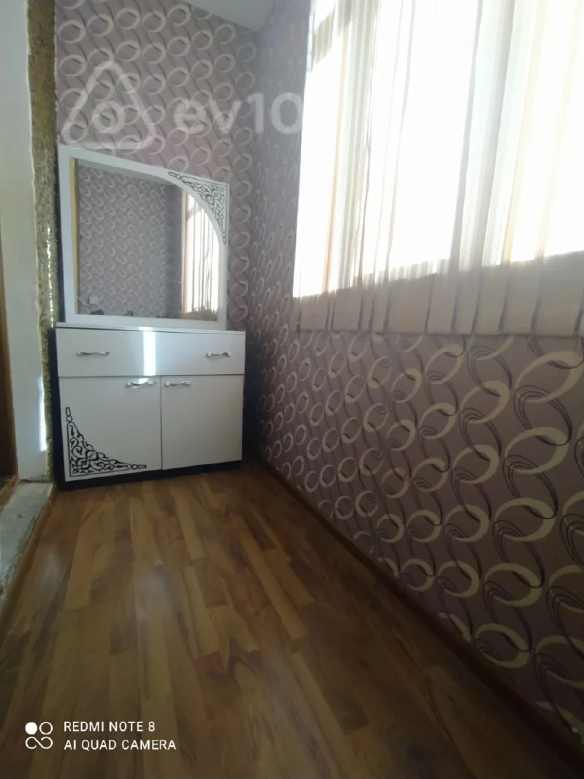 Kirayə verilir 1 otaqlı köhnə tikili 44 m²