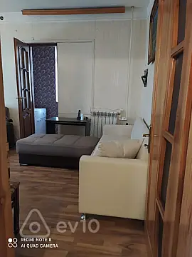 Kirayə verilir 1 otaqlı köhnə tikili 44 m²
