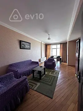 Kirayə verilir 2 otaqlı yeni tikili 90 m²