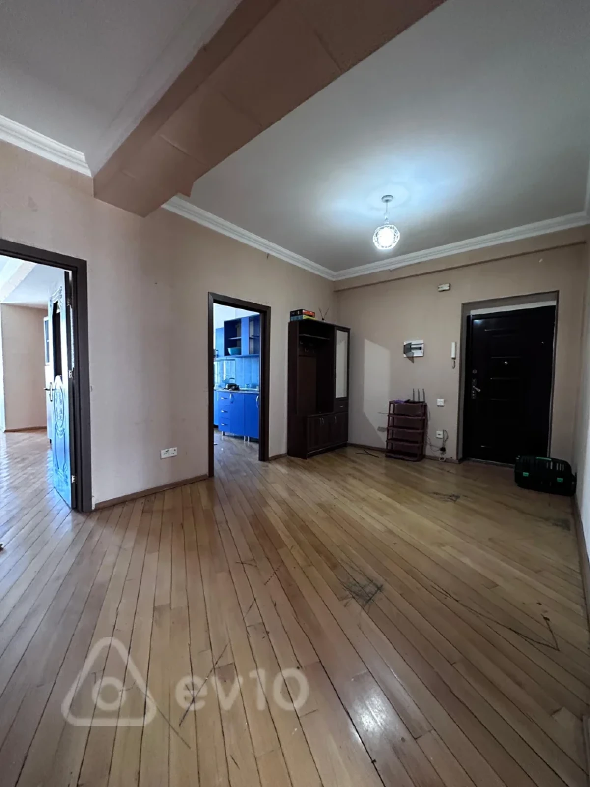 Kirayə verilir 2 otaqlı yeni tikili 90 m²