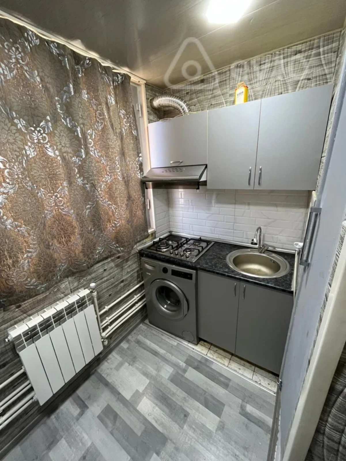 Kirayə verilir 2 otaqlı köhnə tikili 55 m²