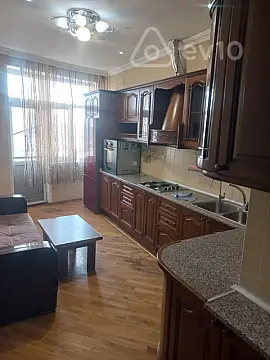 Kirayə verilir 2 otaqlı yeni tikili 95 m²