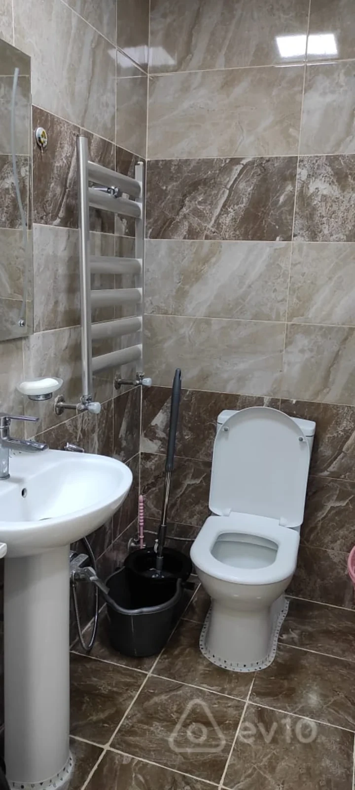 Kirayə verilir 2 otaqlı yeni tikili 50 m²