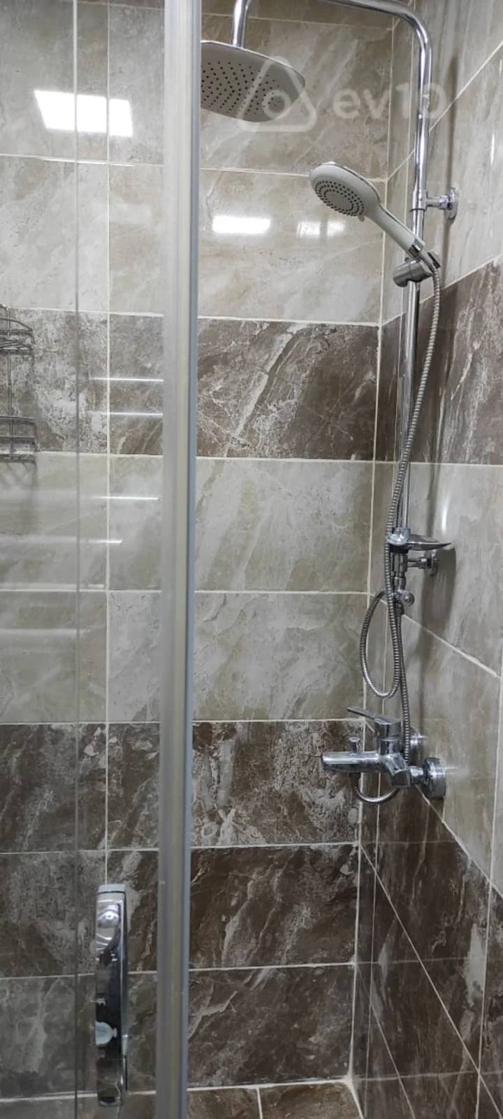 Kirayə verilir 2 otaqlı yeni tikili 50 m²