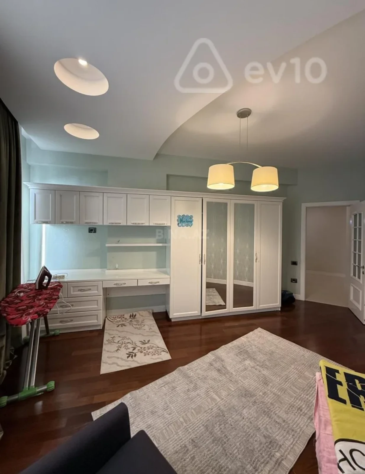 Satılır 3 otaqlı yeni tikili 143 m²