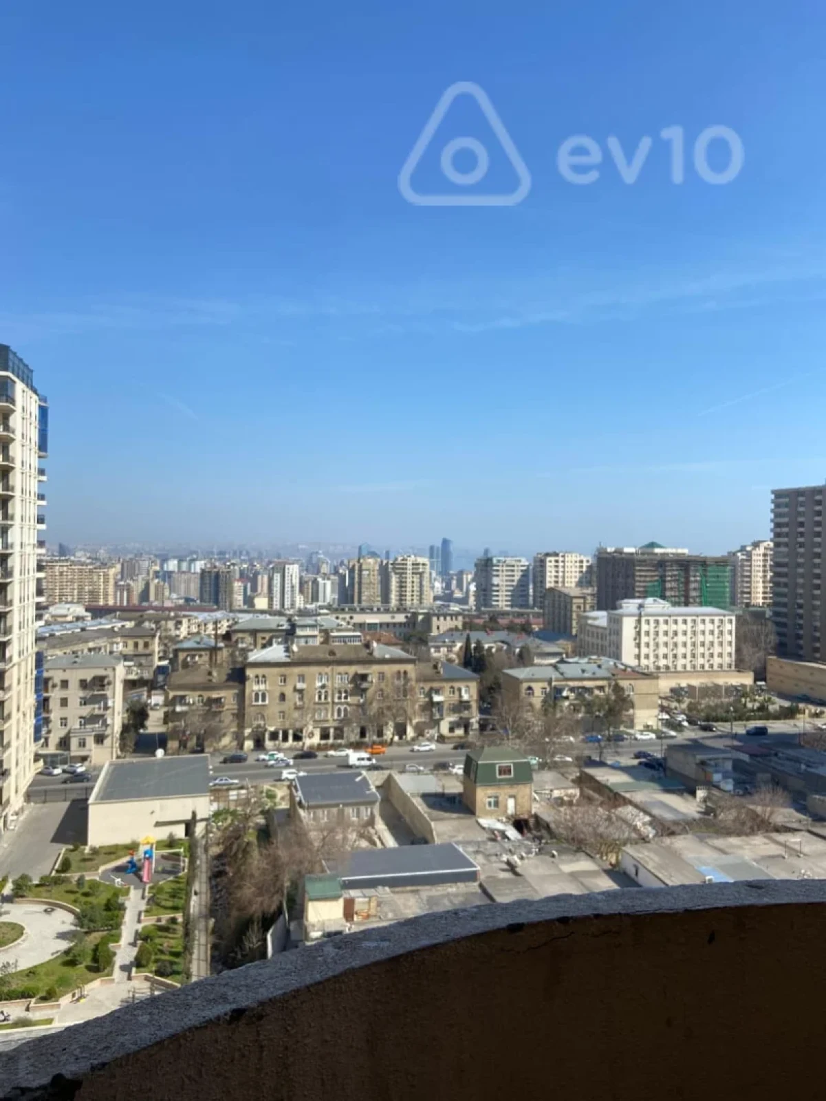 Satılır 3 otaqlı yeni tikili 143 m²