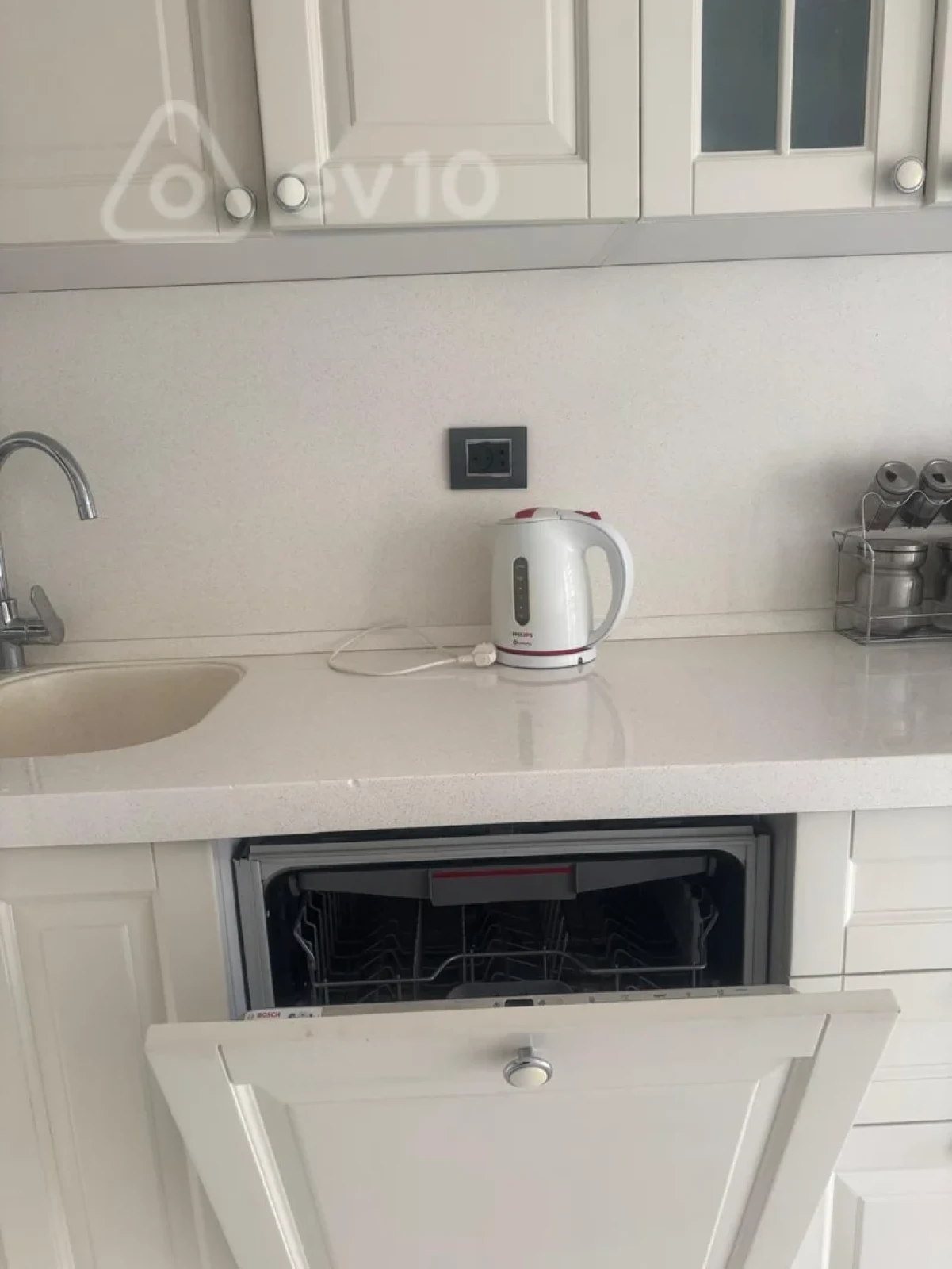 Satılır 3 otaqlı yeni tikili 143 m²