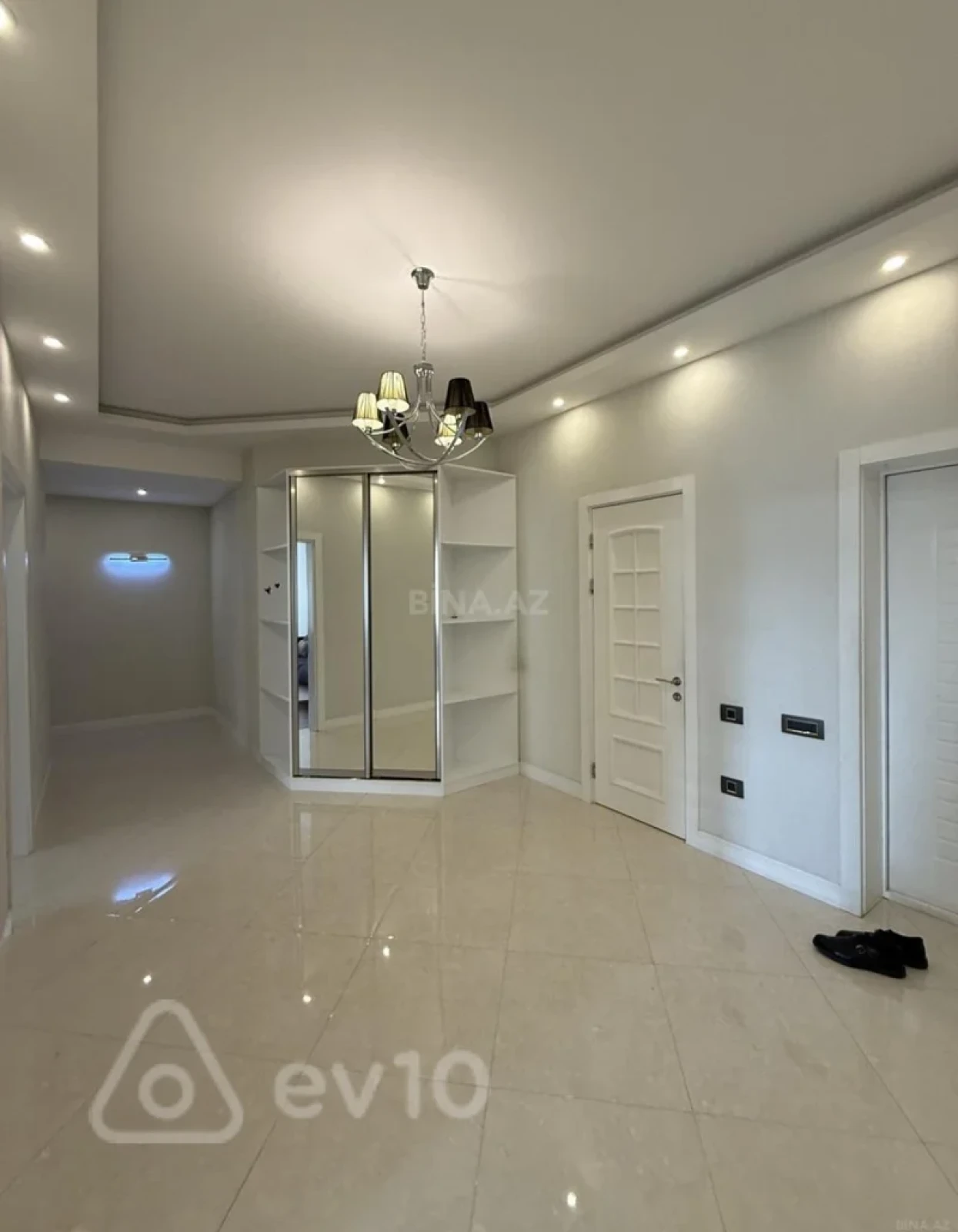 Satılır 3 otaqlı yeni tikili 143 m²