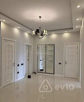 Satılır 3 otaqlı yeni tikili 143 m²