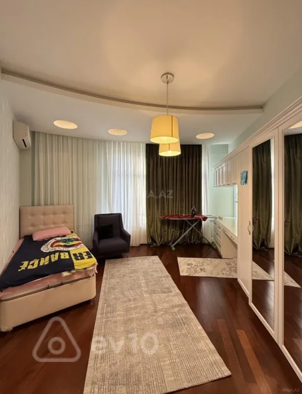 Satılır 3 otaqlı yeni tikili 143 m²