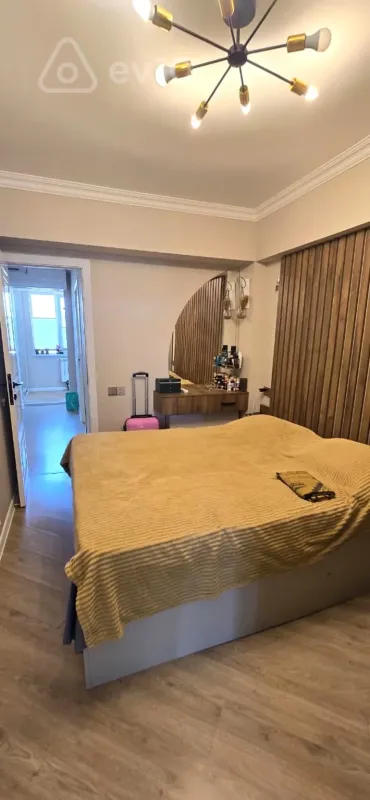 Satılır 3 otaqlı köhnə tikili 70 m²