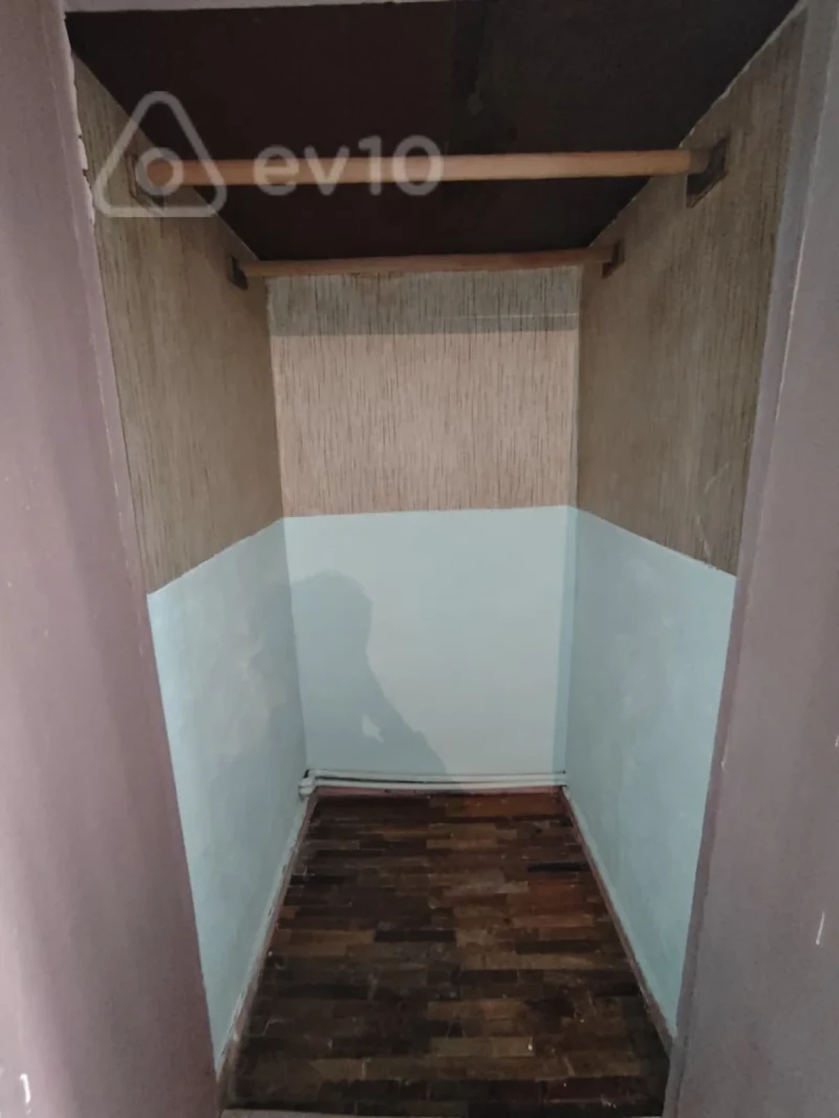 Kirayə verilir 3 otaqlı köhnə tikili 80 m²