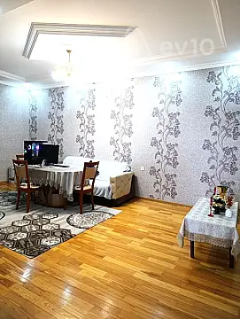 Kirayə verilir 3 otaqlı yeni tikili 100 m²