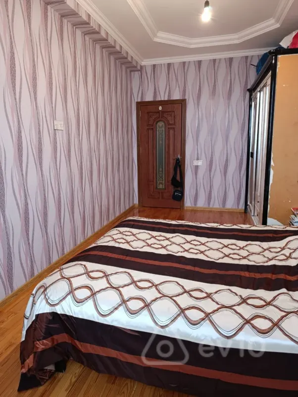 Kirayə verilir 3 otaqlı yeni tikili 100 m²