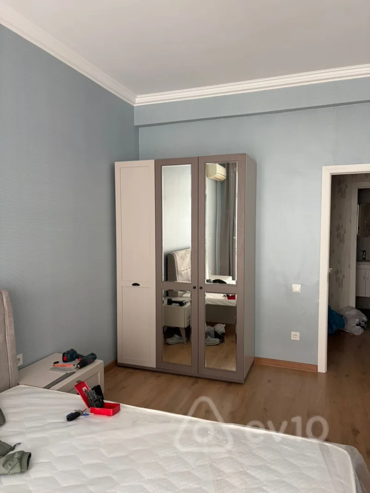 Kirayə verilir 3 otaqlı yeni tikili 100 m²