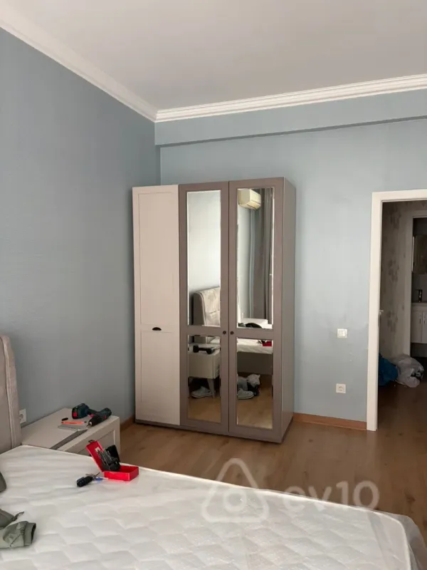 Kirayə verilir 3 otaqlı yeni tikili 100 m²