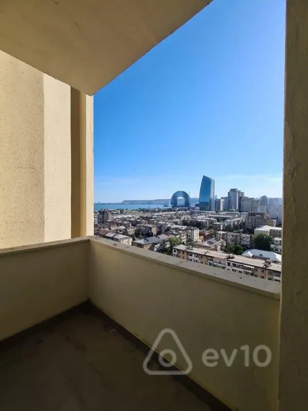 Kirayə verilir 3 otaqlı yeni tikili 110 m²