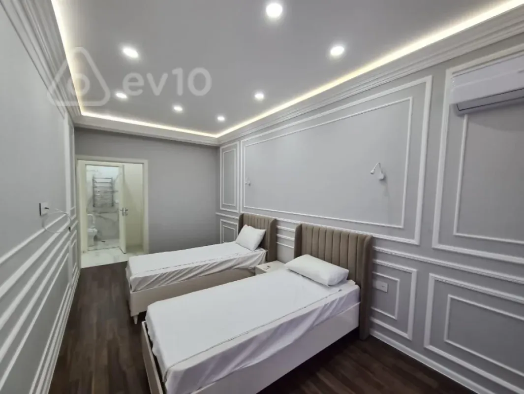 Kirayə verilir 3 otaqlı yeni tikili 110 m²