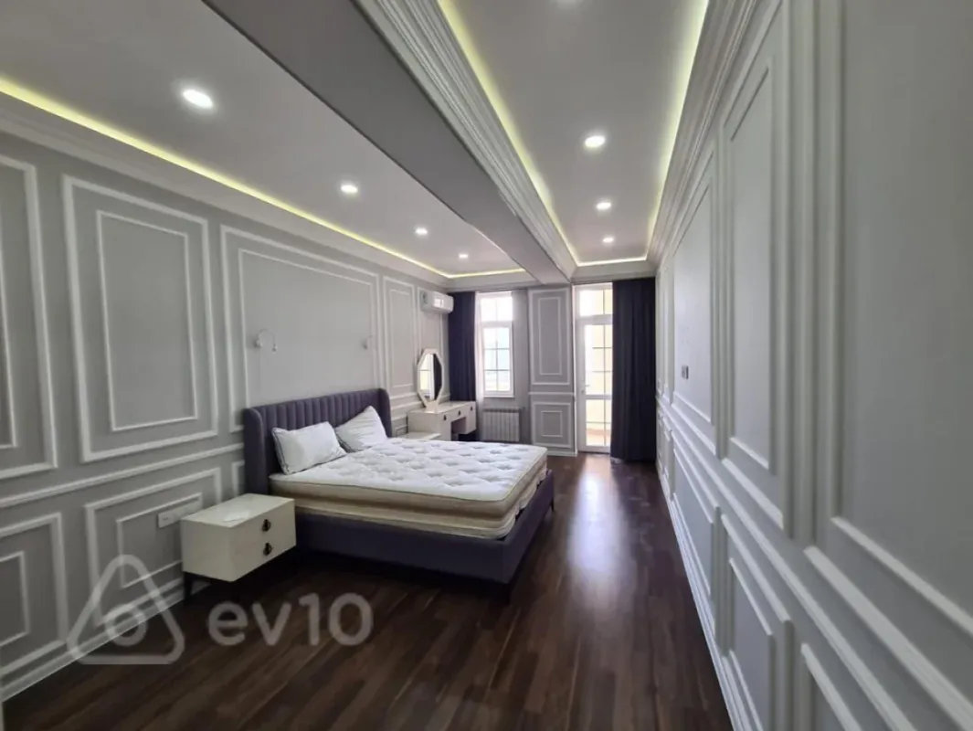 Kirayə verilir 3 otaqlı yeni tikili 110 m²