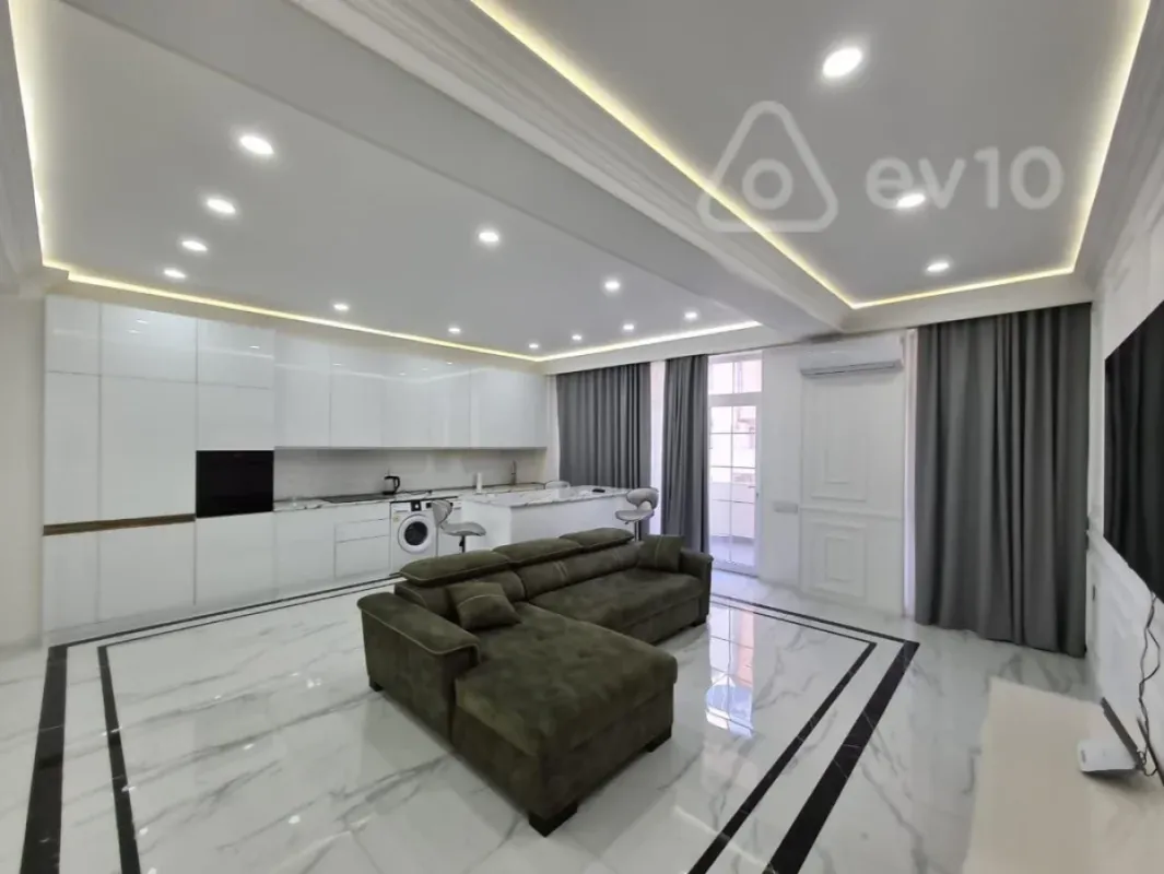 Kirayə verilir 3 otaqlı yeni tikili 110 m²