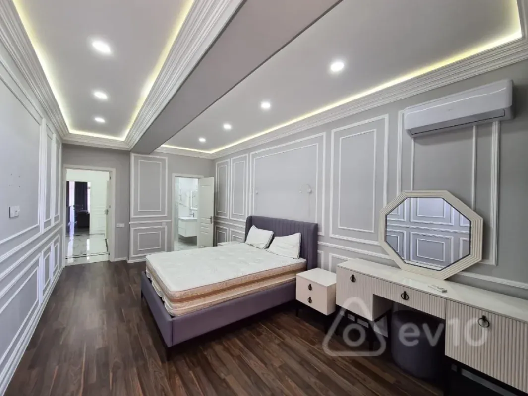 Kirayə verilir 3 otaqlı yeni tikili 110 m²