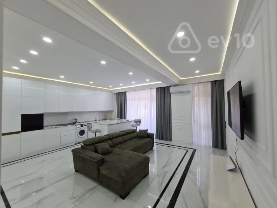 Kirayə verilir 3 otaqlı yeni tikili 110 m²