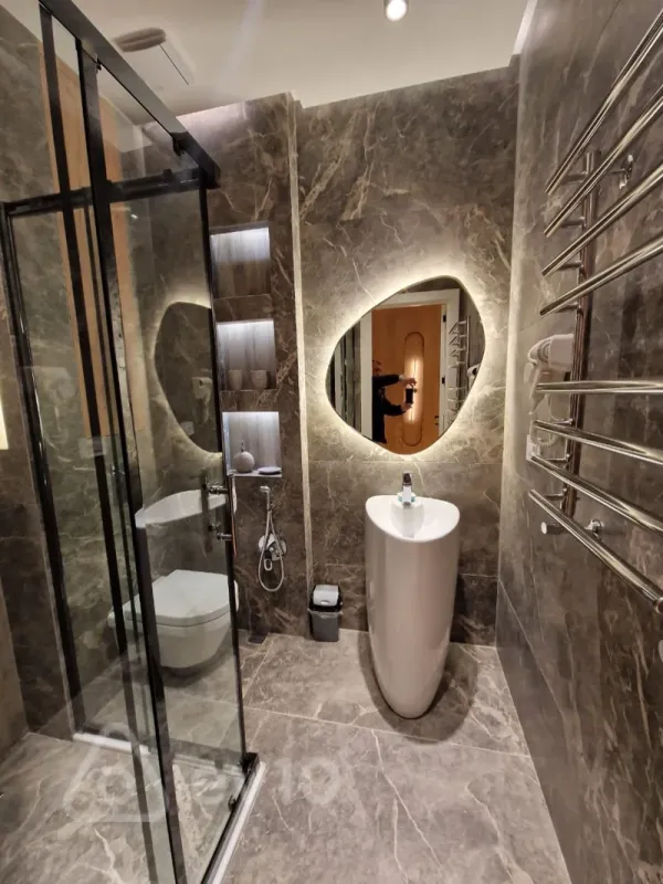 Kirayə verilir 3 otaqlı yeni tikili 170 m²