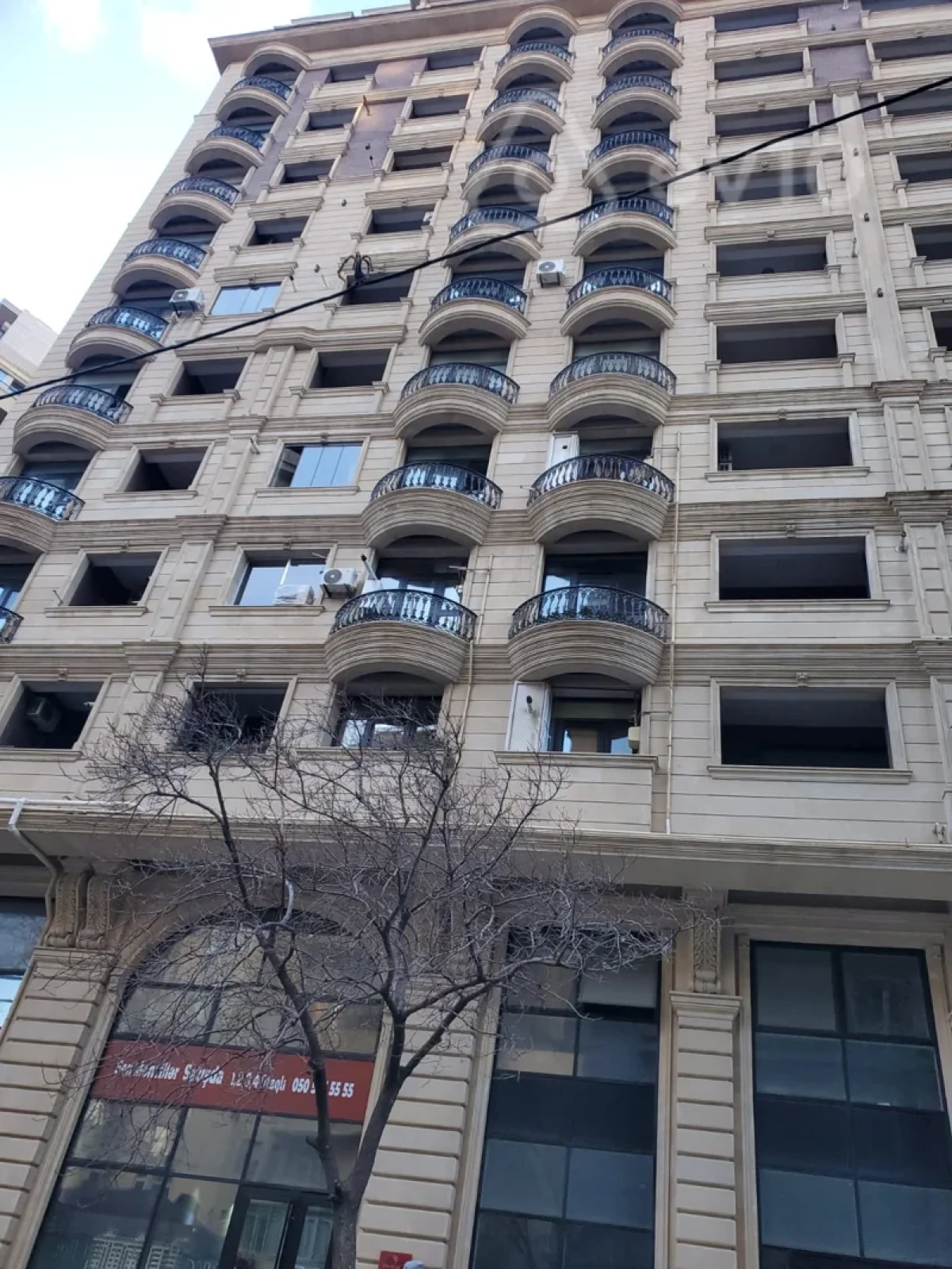 Kirayə verilir 3 otaqlı yeni tikili 170 m²