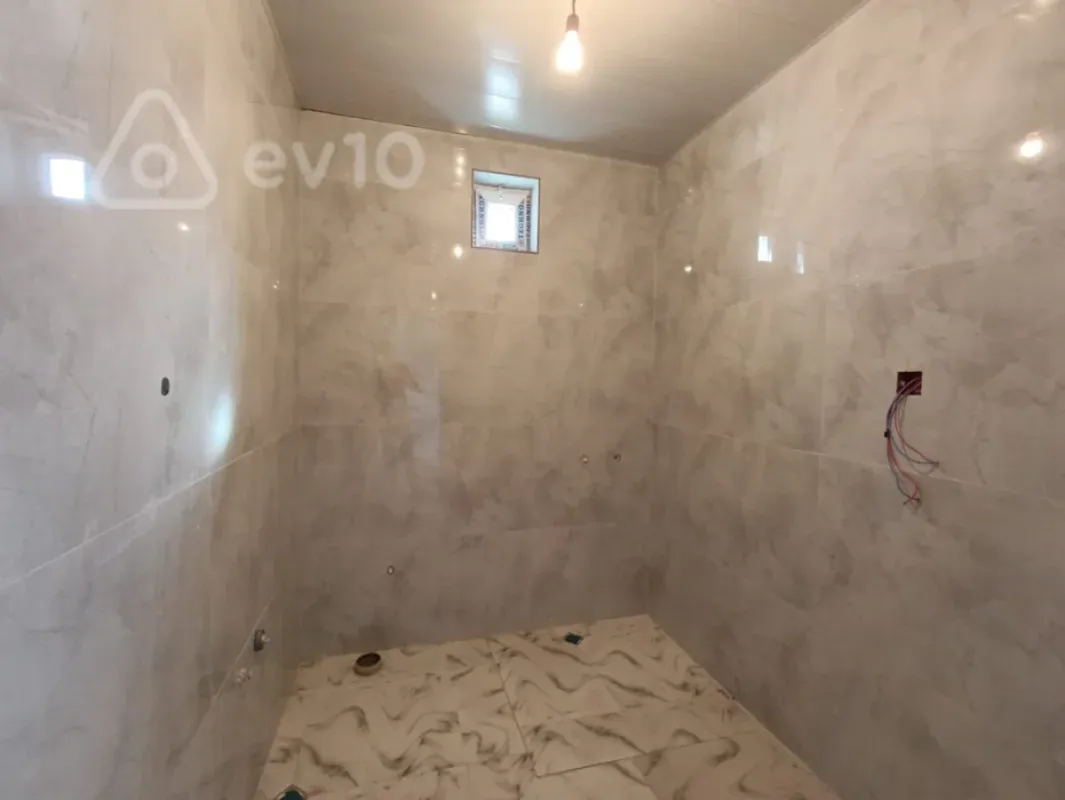 Satılır 4 otaqlı həyət evi 125 m²