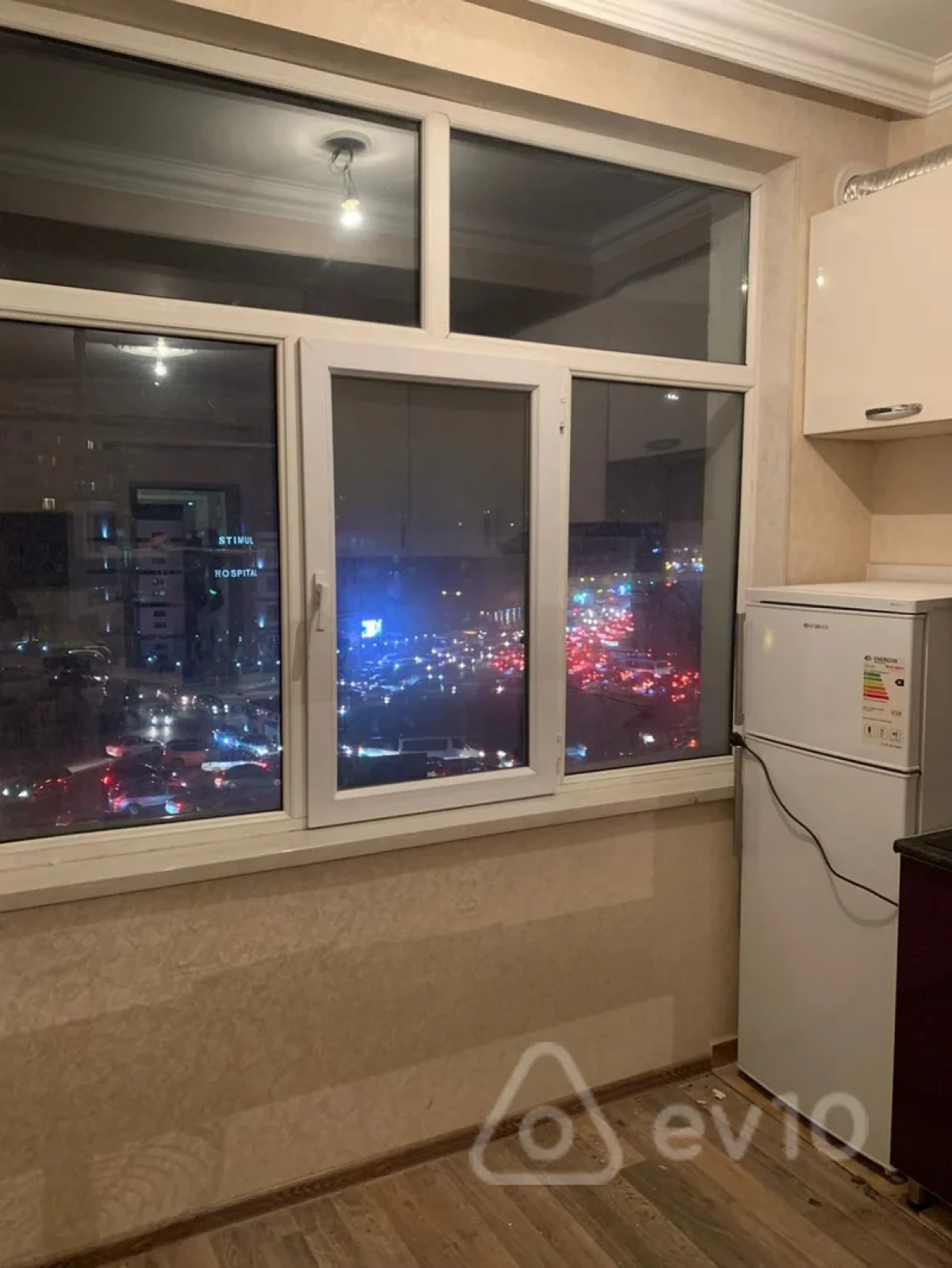 Kirayə verilir 3 otaqlı yeni tikili 70 m²