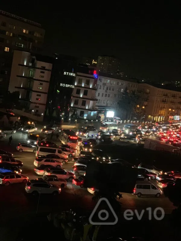 Kirayə verilir 3 otaqlı yeni tikili 70 m²