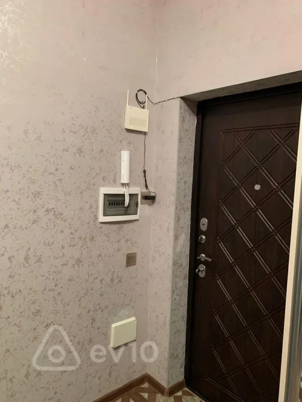 Kirayə verilir 3 otaqlı yeni tikili 70 m²