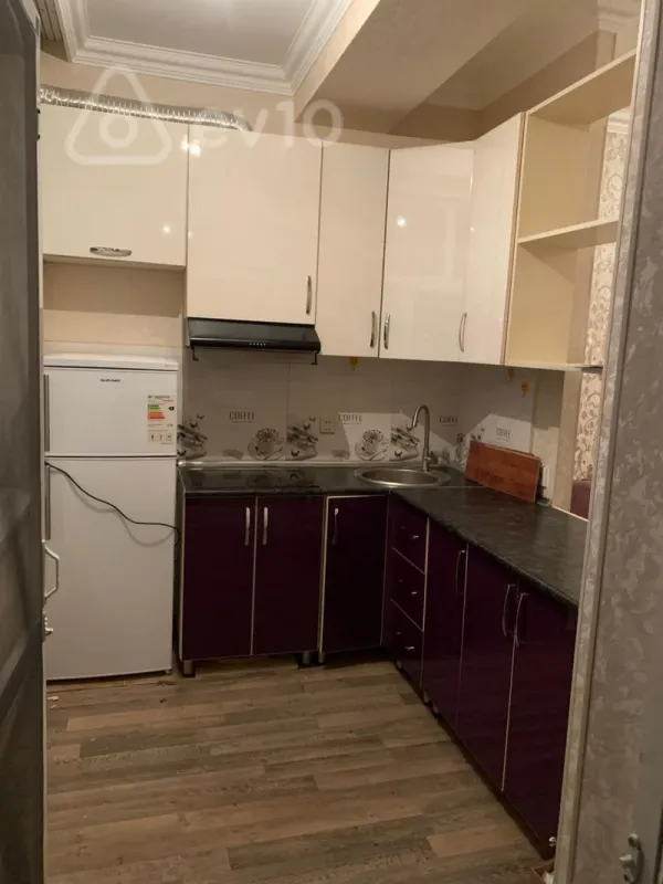 Kirayə verilir 3 otaqlı yeni tikili 70 m²