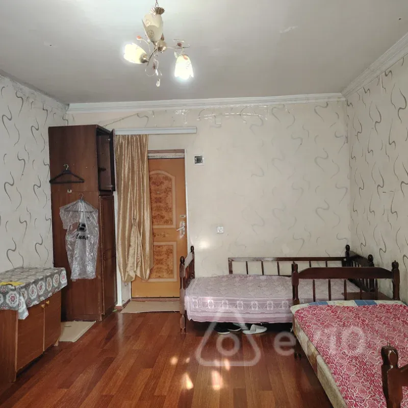 Kirayə verilir 1 otaqlı köhnə tikili 28 m²