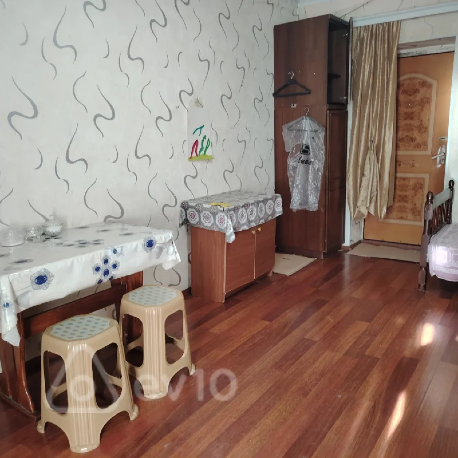 Kirayə verilir 1 otaqlı köhnə tikili 28 m²
