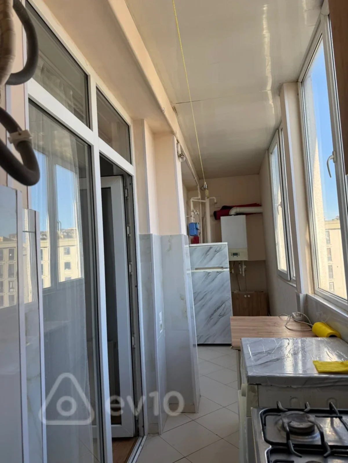 Kirayə verilir 2 otaqlı köhnə tikili 40 m²