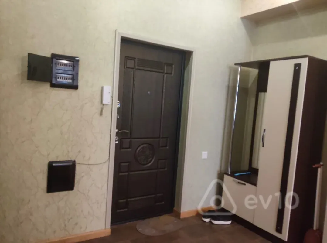 Kirayə verilir 2 otaqlı yeni tikili 90 m²