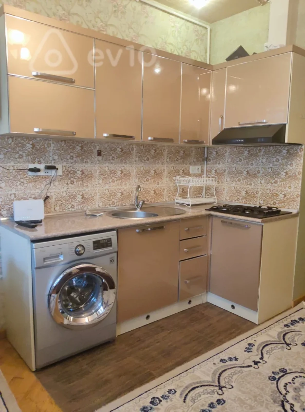 Kirayə verilir 2 otaqlı yeni tikili 90 m²
