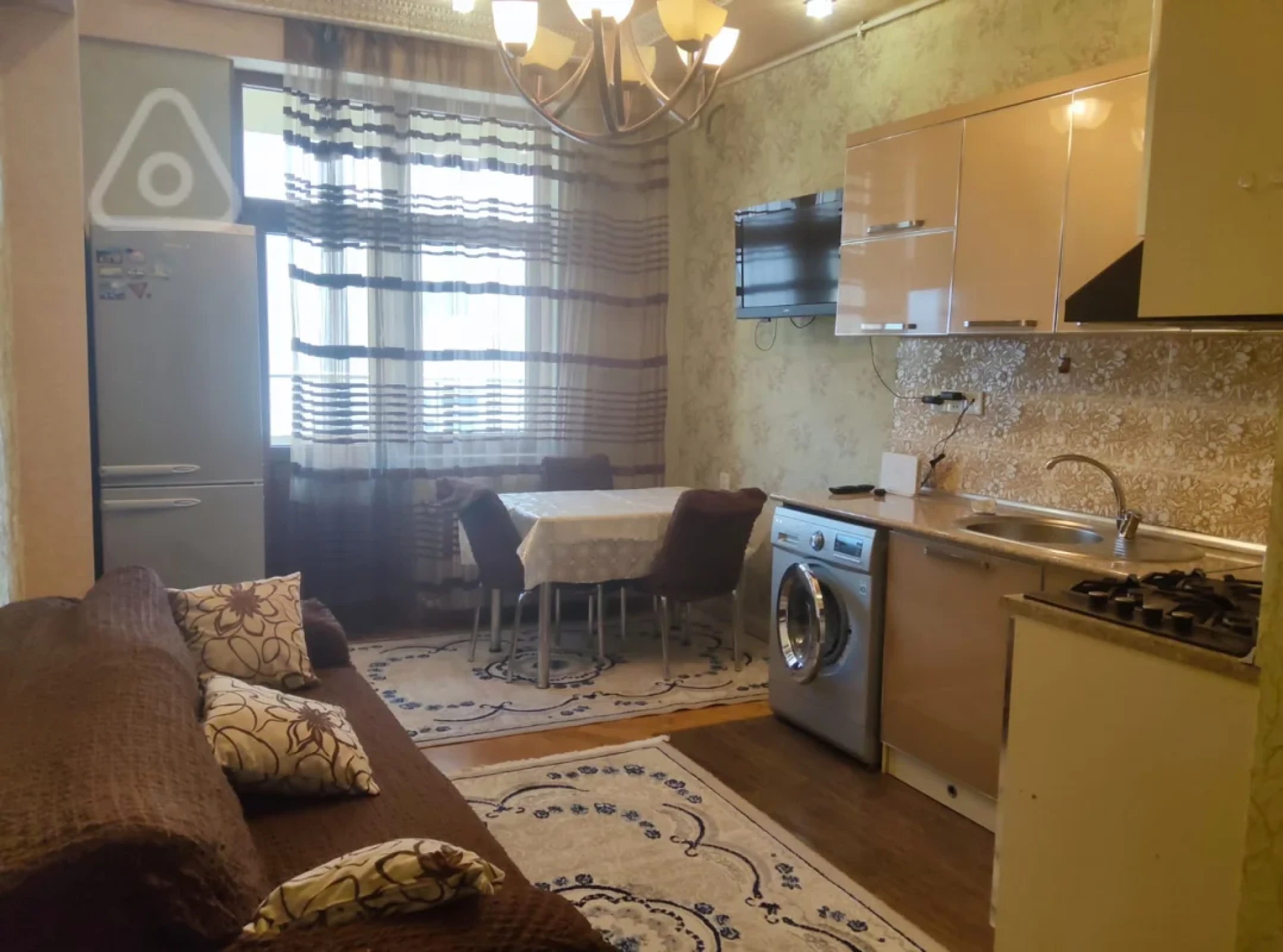 Kirayə verilir 2 otaqlı yeni tikili 90 m²