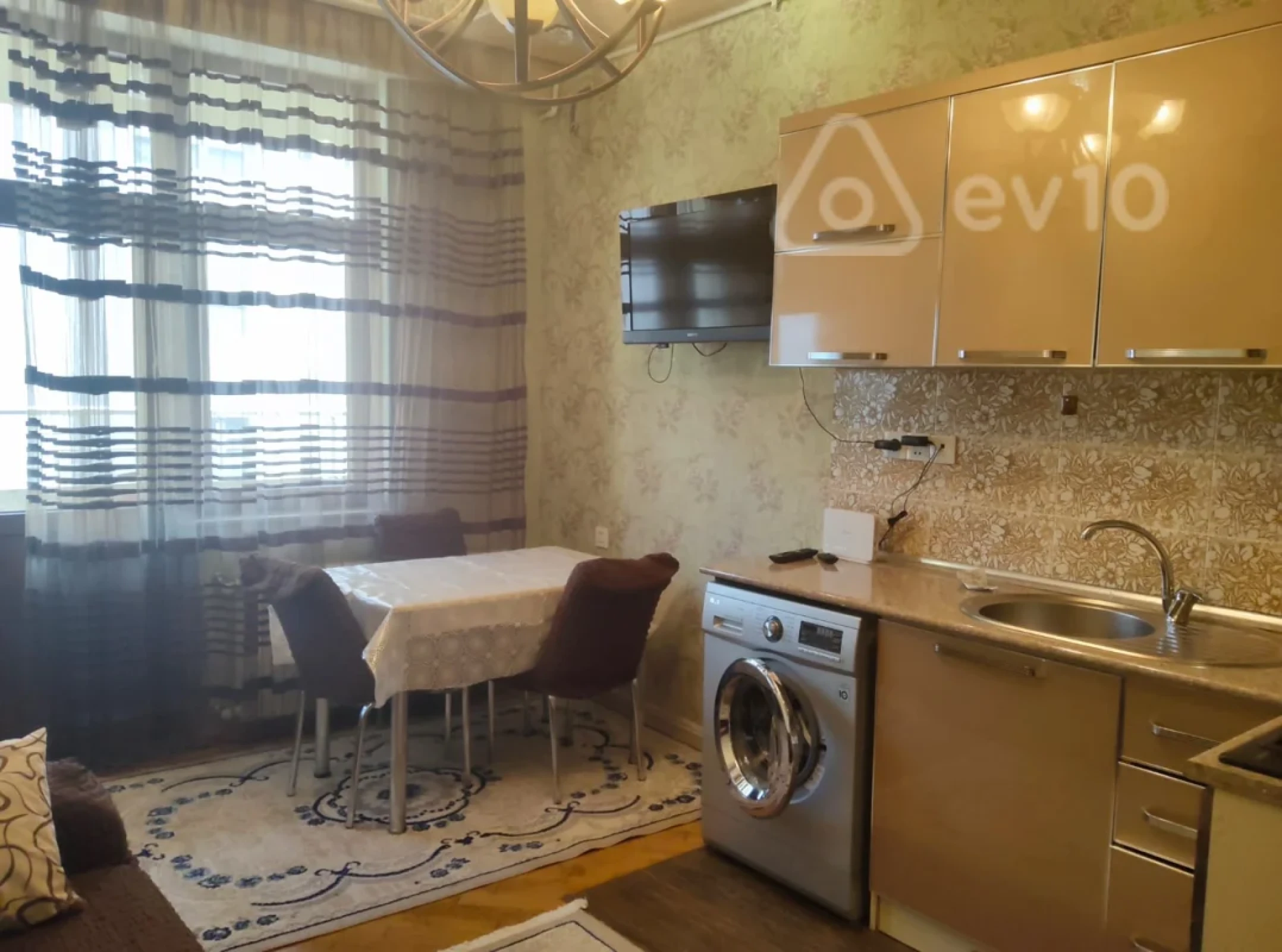 Kirayə verilir 2 otaqlı yeni tikili 90 m²